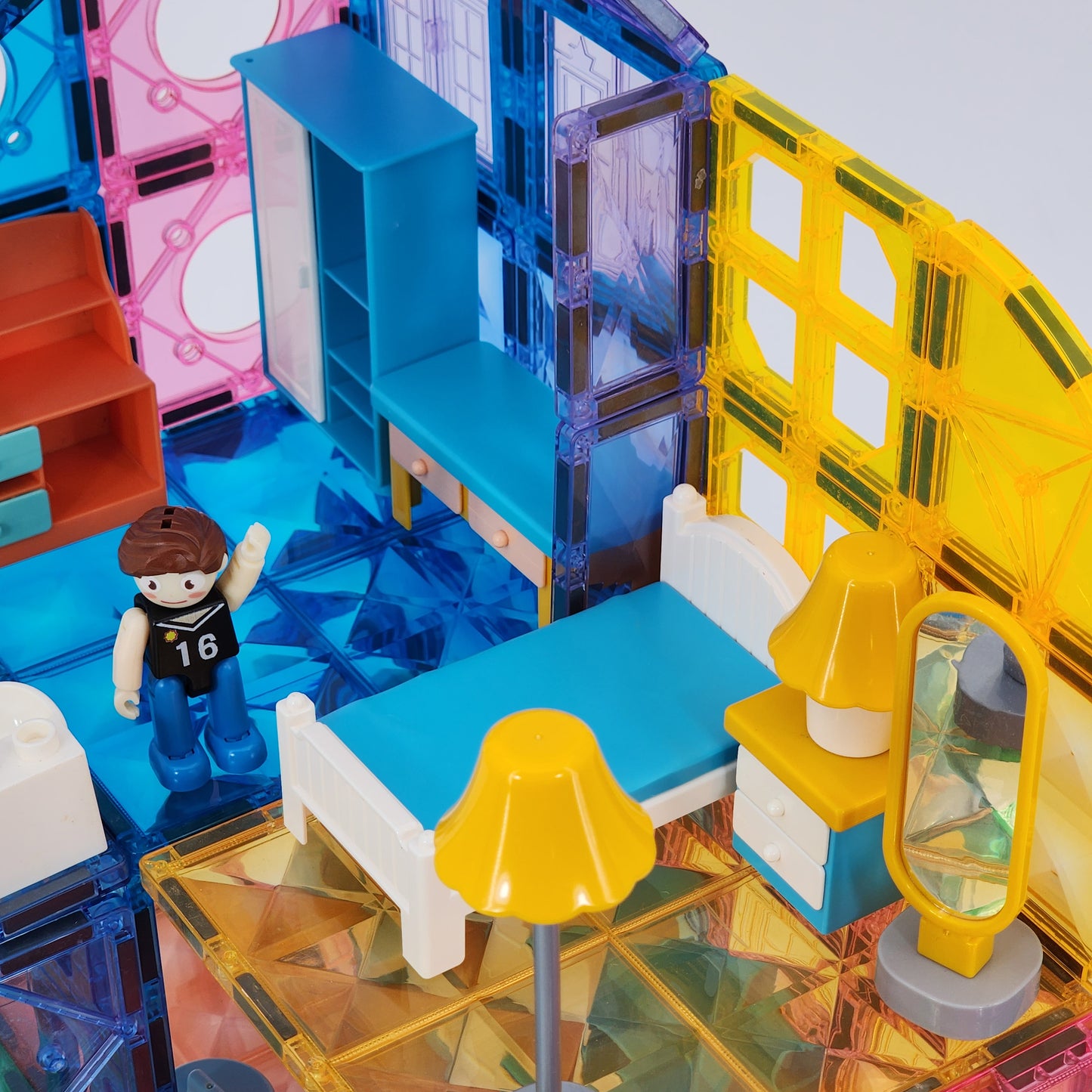 Magnetic Tiles Dreamy Dollhouse 130 pieces ตัวต่อแม่เหล็กบ้านตุ๊กตาชวนฝัน 135 ชิ้น