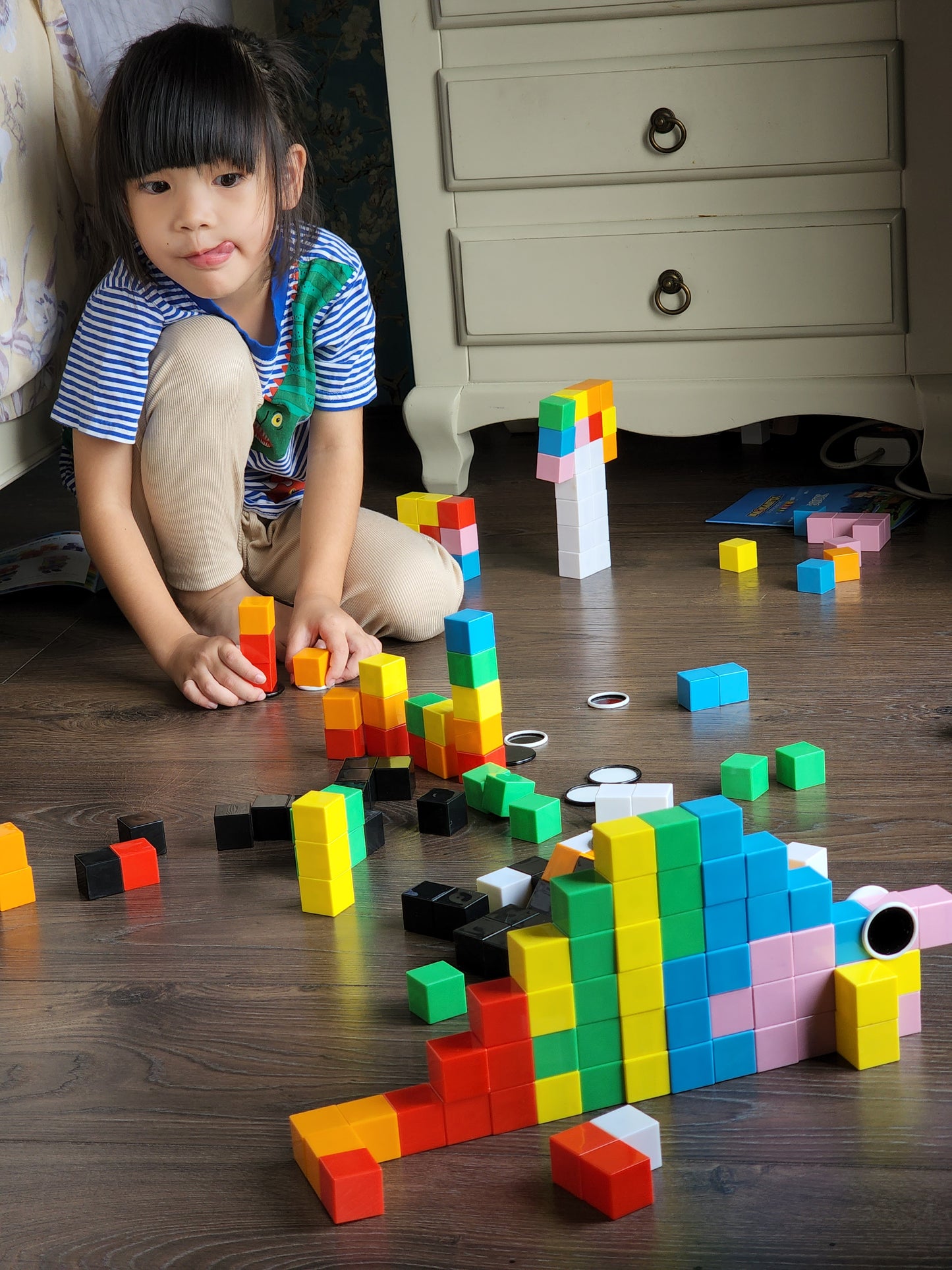 Infinite Magnet Cubes 003