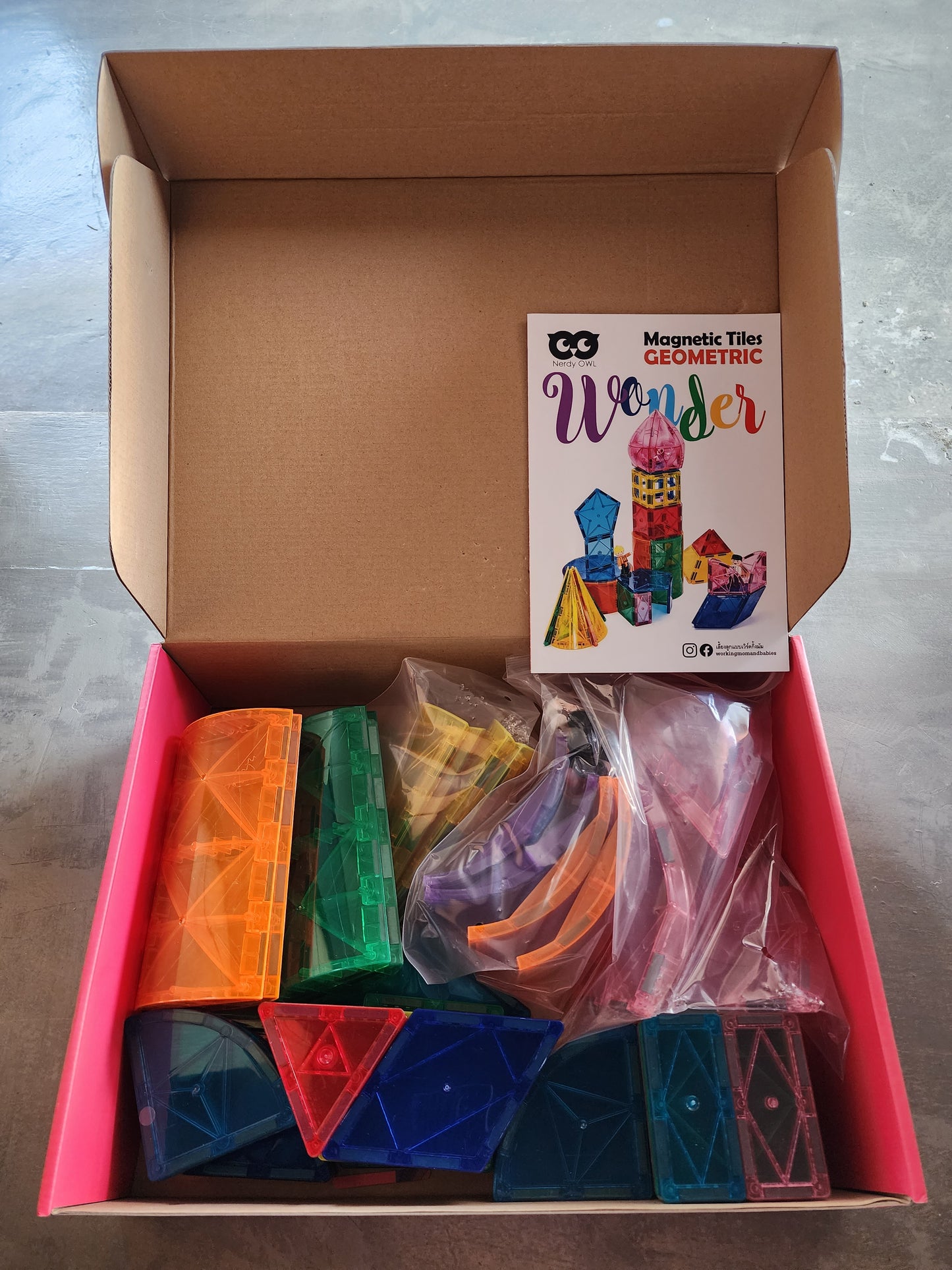 Magnetic Tiles Geometric Wonder 60 pieces