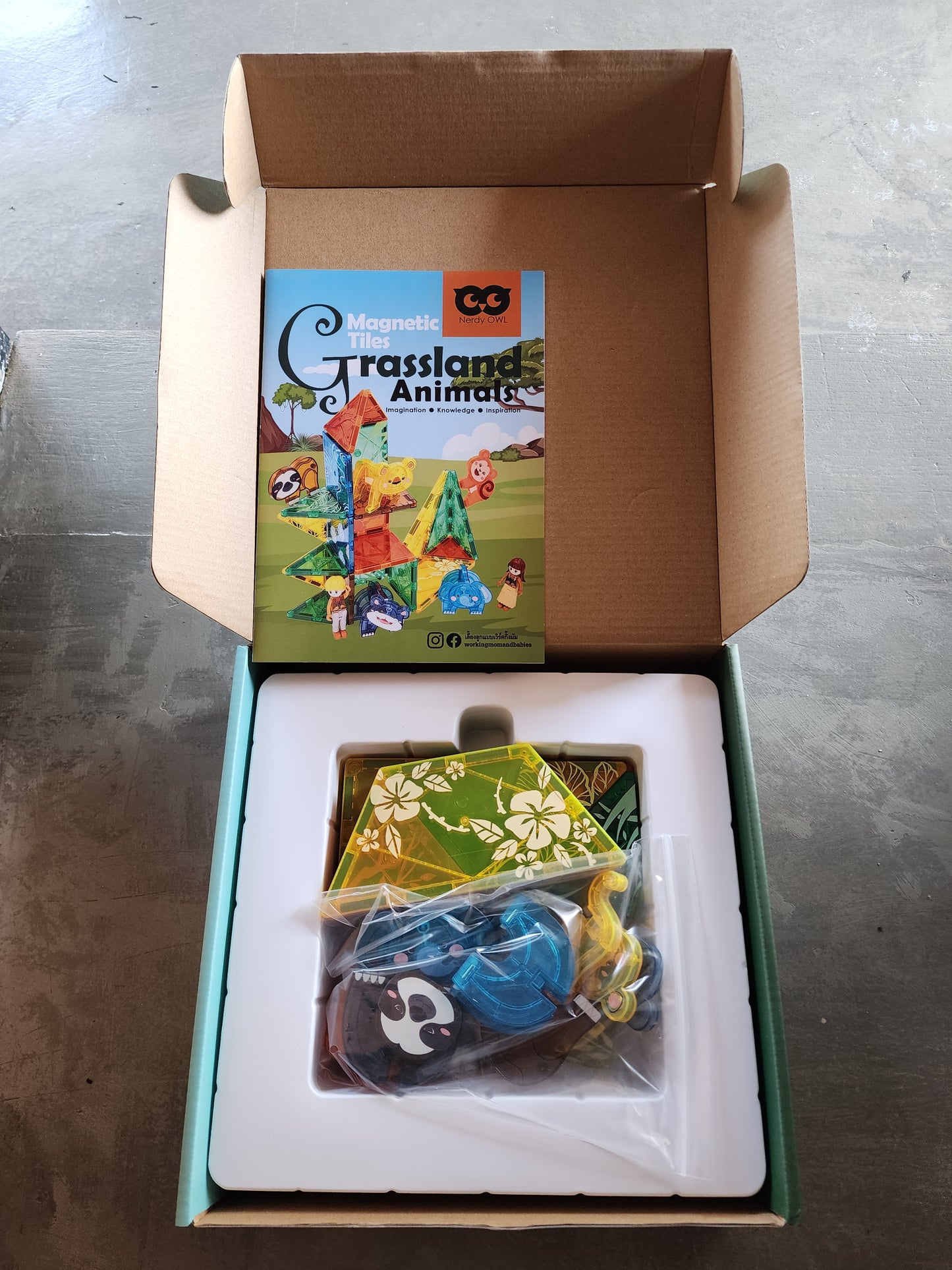 Magnetic Tiles Grassland Animals 56 pieces